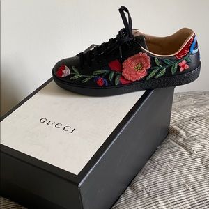 Gucci Sneakers (sz 8)
